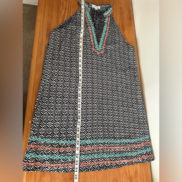 THML women’s large artsy leaf print bohemian embroidered accented shift dress - Picture 6 of 10